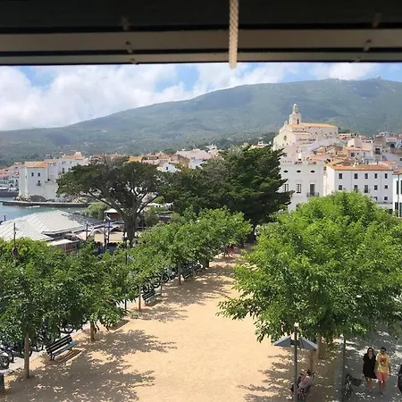 Сasa de vacaciones Roques - Casa En Primera Línea De Mar En *