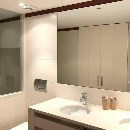 Feriehus Roques - Casa En Primera Linea De Mar En *