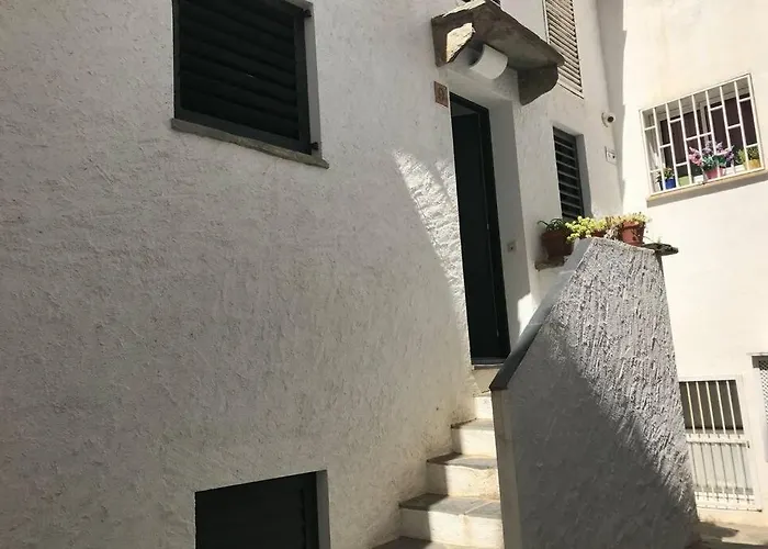 Roques - Casa En Primera Linea De Mar En