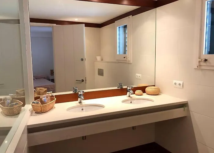 Roques - Casa En Primera Linea De Mar En 度假居