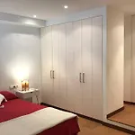 Roques - Casa En Primera Linea De Mar En *