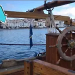 Roques - Casa En Primera Linea De Mar En Nyaraló